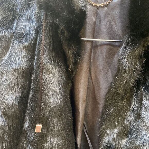 Chico’s Black Label Faux Fur Jacket - Picture 8 of 12